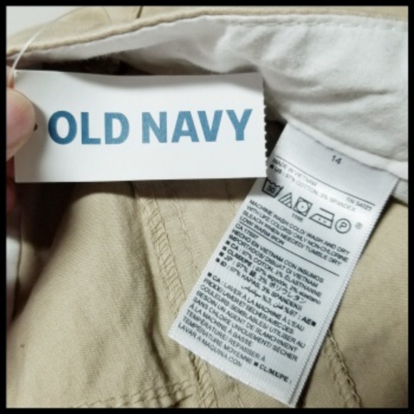 Old Navy Khaki Shorts, Sz.14, NWT - Picture 4 of 8